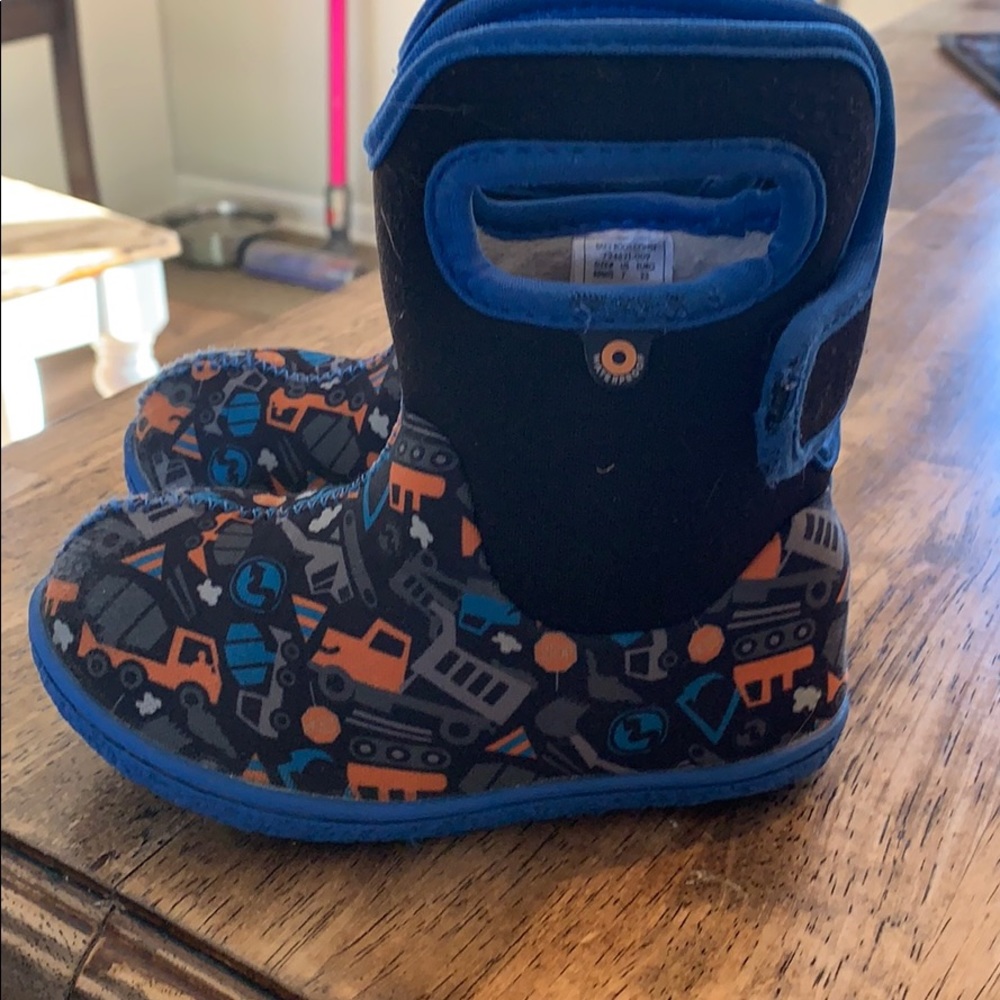 Size 7 BOGS Construction Boots